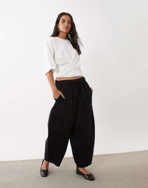 ASOS DESIGN T-Shirt mit Wickel- und Drehdetail vorn in Weiß, 2 von 4