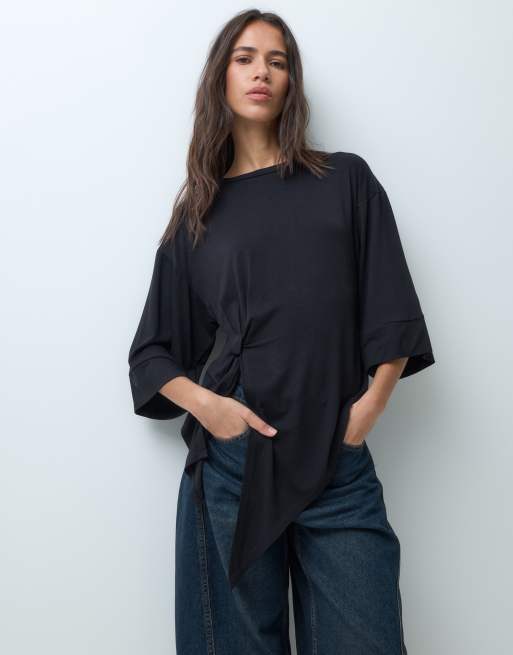 ASOS DESIGN T-shirt nera con dettaglio annodato e maniche a mantella, 1 di 5