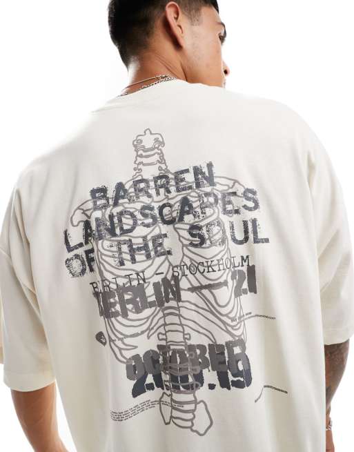 ASOS DESIGN – T-shirt o fasonie extreme oversize w kolorze złamanej bieli z nadrukiem na plecach