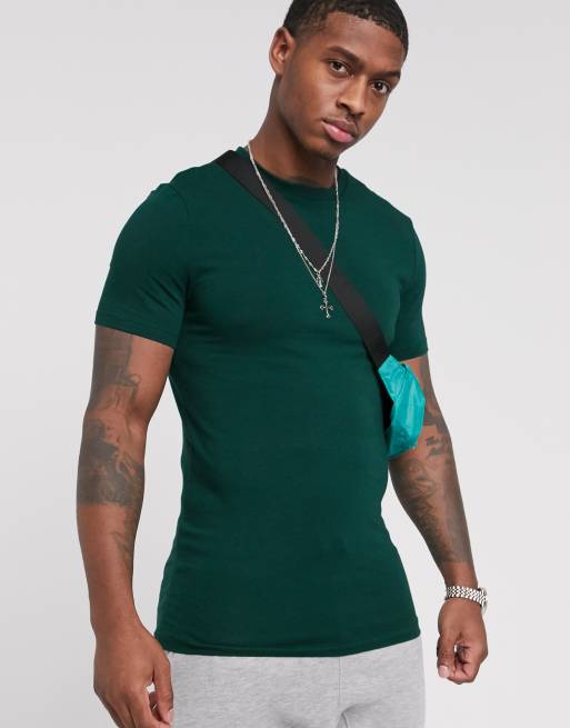 ASOS DESIGN – T-shirt o kroju podkreślającym sylwetkę z okrągłym dekoltem w kolorze khaki – MGREEN