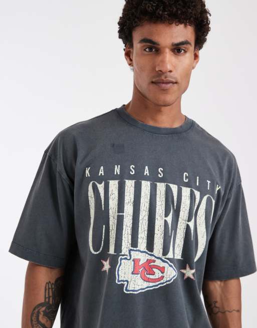 ASOS DESIGN - T-shirt oversize à imprimé NFL Kansas City Chiefs - Noir, 3 de 5