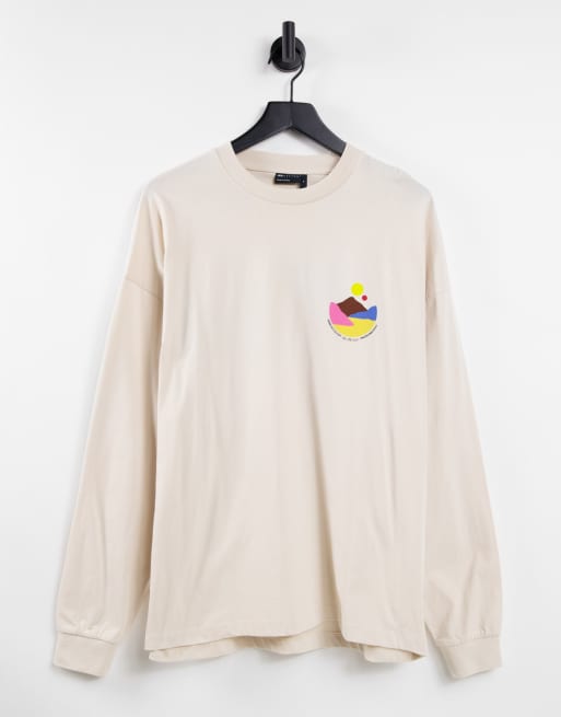ASOS DESIGN - T-shirt oversize à manches longues avec imprimé montagne au dos - Beige, 2 de 4