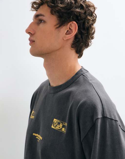 ASOS DESIGN T-shirt oversize à manches longues avec motif graphique gris délavé, 4 de 5