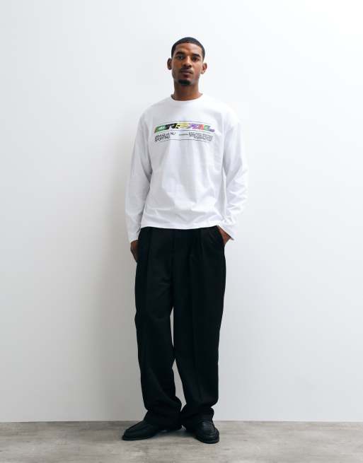ASOS DESIGN t-shirt oversize à manches longues avec motif sport en blanc, 2 de 5