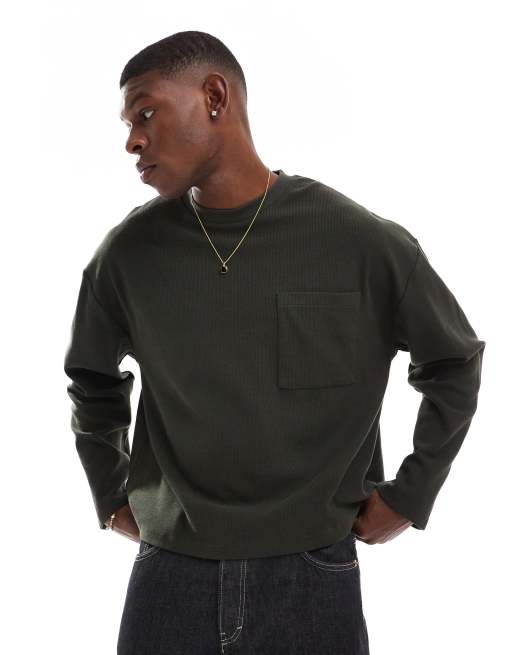 ASOS DESIGN - T-shirt oversize à manches longues avec poche à l'avant - Kaki foncé, 3 de 4