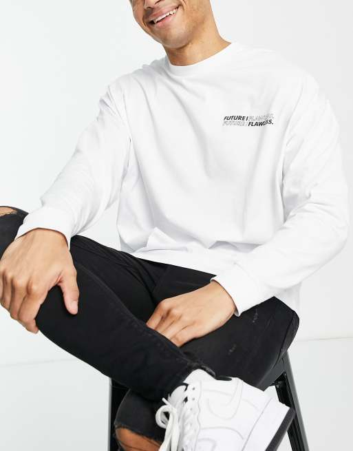 ASOS DESIGN - T-shirt oversize a maniche lunghe bianca con stampa di teschio sul petto e sulla schiena, 3 di 4