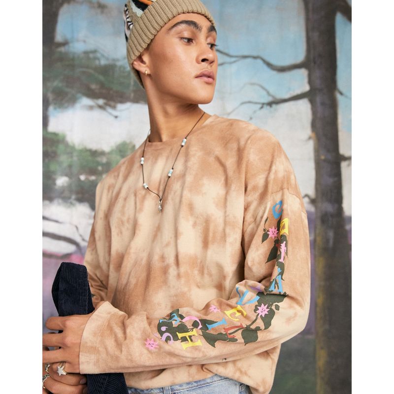 T-shirt stampate Uomo DESIGN - T-shirt oversize a maniche lunghe marrone slavato con maniche a fiori