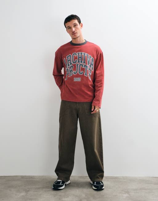 ASOS DESIGN T-shirt oversize a maniche lunghe stile ringer con scritta in rosso slavato, 5 di 9