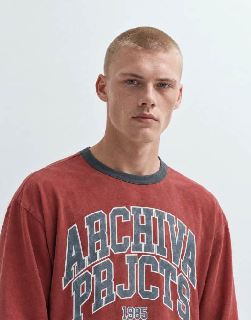 ASOS DESIGN T-shirt oversize a maniche lunghe stile ringer con scritta in rosso slavato, 7 di 9