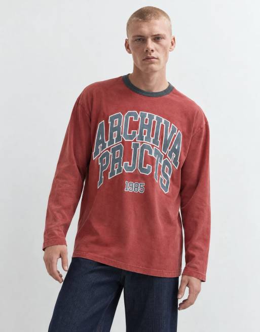 ASOS DESIGN T-shirt oversize a maniche lunghe stile ringer con scritta in rosso slavato, 8 di 9