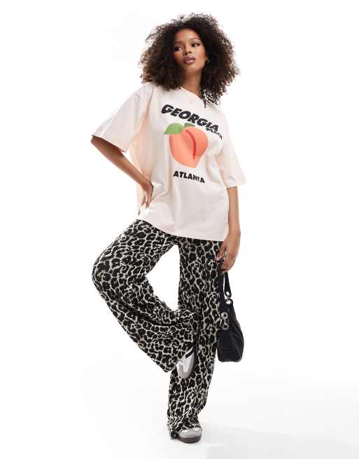 ASOS DESIGN - T-shirt oversize arancione con stampa "Georgia" con pesca, 2 di 4