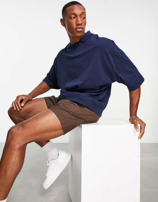ASOS DESIGN - T-shirt oversize avec empiècement triangle modeste et ourlet côtelé - Bleu marine