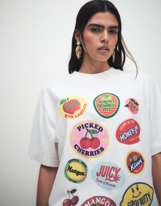 ASOS DESIGN - T-shirt oversize avec imprimé autocollants fruits - Blanc, 4 de 7