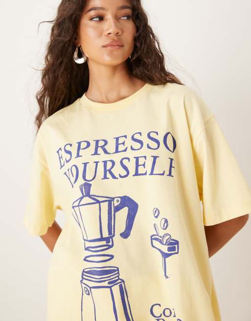 ASOS DESIGN - T-shirt oversize avec imprimé café espresso - Jaune