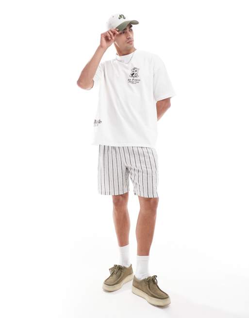 ASOS DESIGN - T-shirt oversize avec multiples imprimés placés - Blanc, 3 de 4