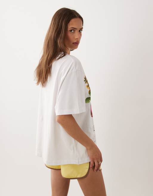 ASOS DESIGN - T-shirt oversize bianca con grafica vintage a fiori, 3 di 4