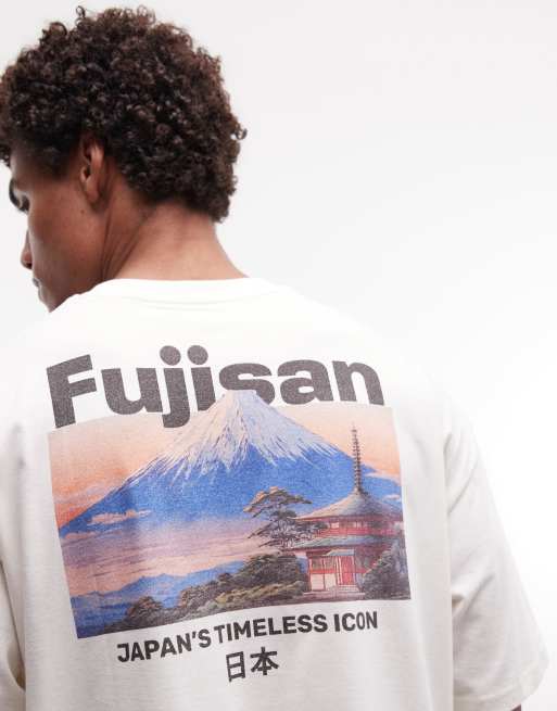 ASOS DESIGN - T-shirt oversize bianco sporco con grafica di montagna