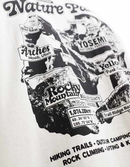 ASOS DESIGN - T-shirt oversize bianco sporco con stampa sul retro, 2 di 4