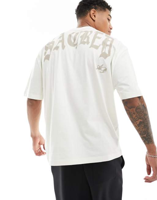 ASOS DESIGN - T-shirt oversize color bianco sporco con scritta stampata sul retro