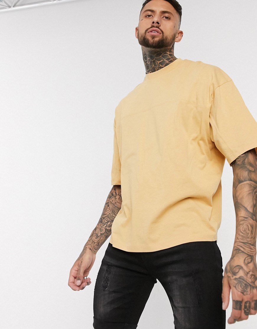 ASOS DESIGN - T-shirt oversize con cuciture beige