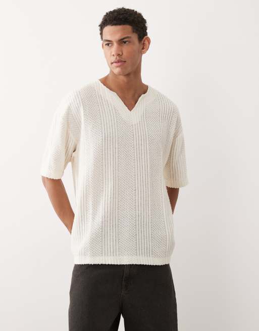 ASOS DESIGN - T-Shirt oversize con scollo a V in tessuto testurizzato color crema
