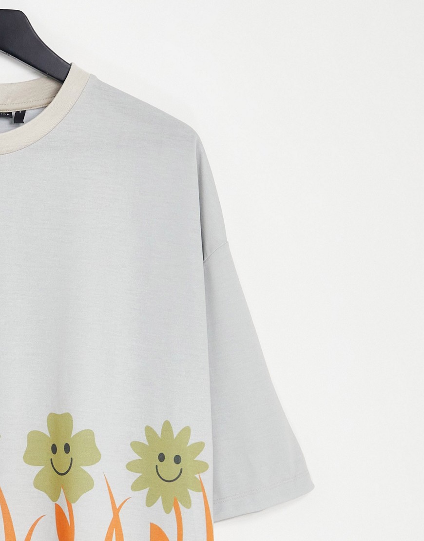 T-shirt oversize con stampa a fiori sul fondo-Multicolore - ASOS DESIGN T-shirt donna  - immagine3