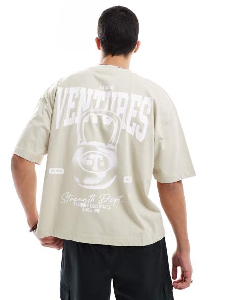 ASOS DESIGN - T-shirt oversize coupe carrée à imprimé style sport - Beige - view 1