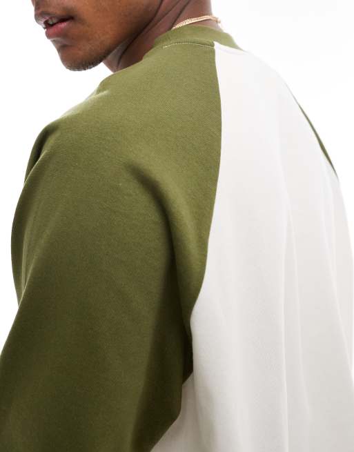 ASOS DESIGN - T-shirt oversize coupe carrée à manches kaki raglan contrastantes - Crème, 3 de 4