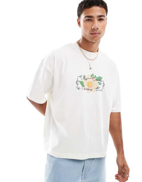 ASOS DESIGN - T-shirt oversize coupe carrée avec imprimé fleurs - Blanc cassé - view 1