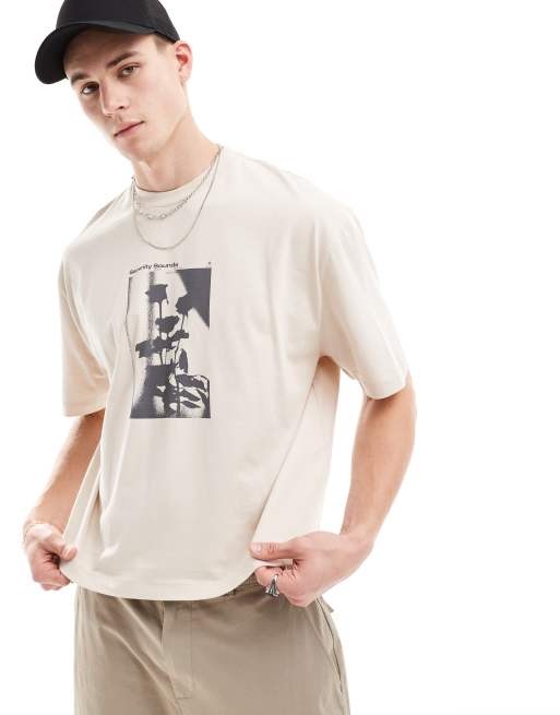 ASOS DESIGN - T-shirt oversize coupe carrée avec imprimé fleurs sur la poitrine