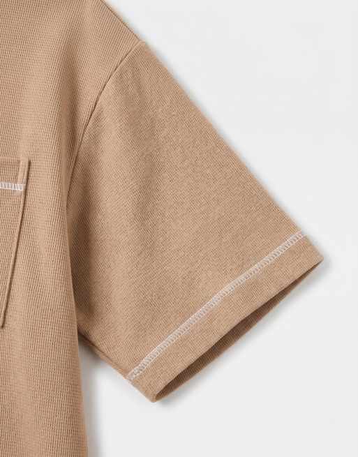 ASOS DESIGN - T-shirt oversize coupe carrée en tissu texturé épais à imprimé soleil au dos - Marron, 9 de 9