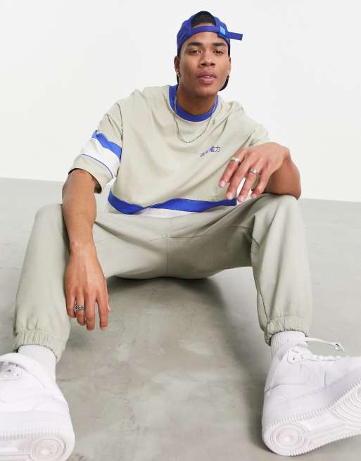 ASOS DESIGN - T-shirt oversize effet coupé-cousu à imprimé sur le devant - Kaki délavé, 4 de 4