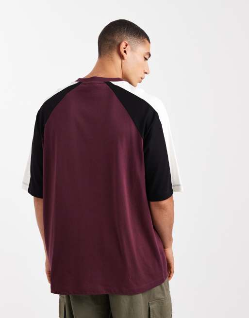 ASOS DESIGN - T-shirt oversize effet rapiécé à manches courtes avec motif sportif , 3 de 5