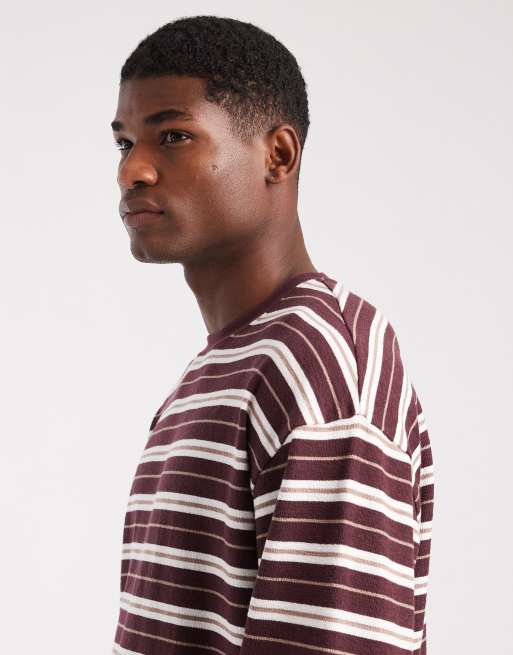 ASOS DESIGN - T-shirt oversize en tissu texturé épais à rayures avec manches longues - Bordeaux, 4 de 5