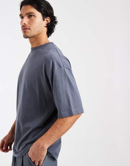 ASOS DESIGN - T-shirt oversize grigio antracite con grafica con ciliegie, 4 di 5