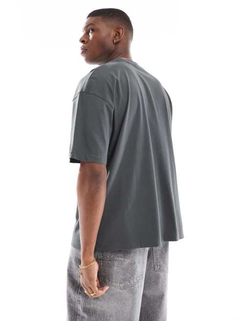ASOS DESIGN - T-shirt oversize grigio antracite con grafica sportiva, 4 di 4