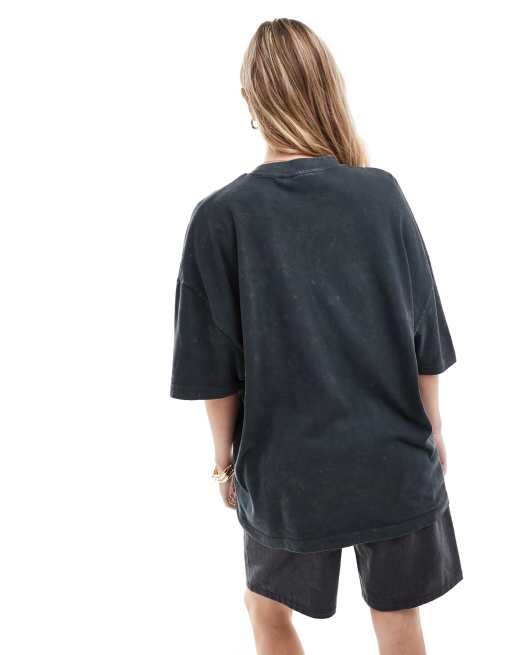 ASOS DESIGN - T-shirt oversize grigio antracite con stampa “Oasis” su licenza, 2 di 3