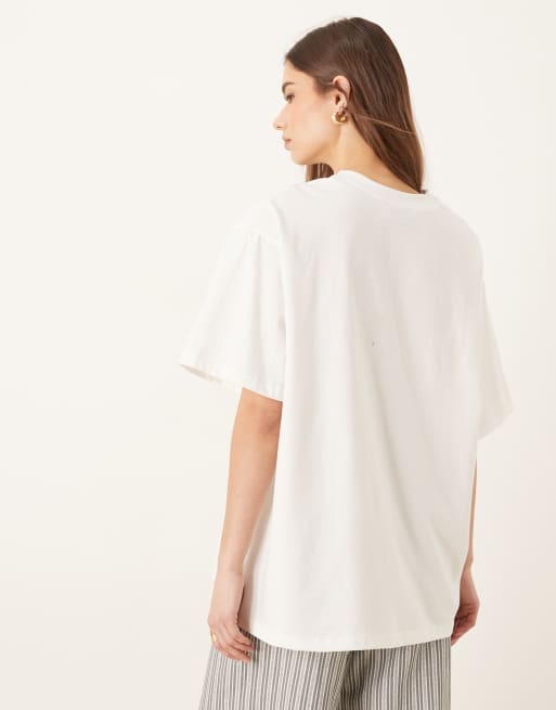 ASOS DESIGN - T-shirt oversize latte di cocco con stampa "Martini Club", 2 di 4