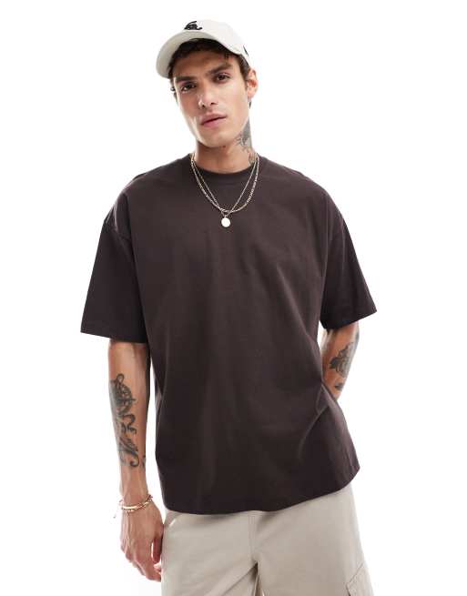 ASOS DESIGN - T-shirt oversize marrone con stampa di caffetteria sulla schiena, 2 di 4