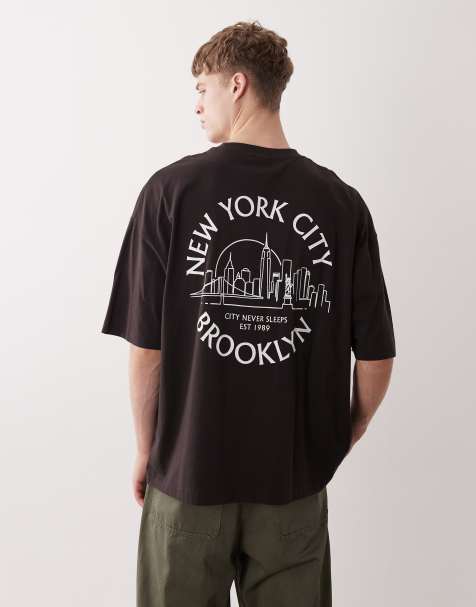 ASOS DESIGN - T-shirt oversize marrone con stampa "New York" sul retro - view 1