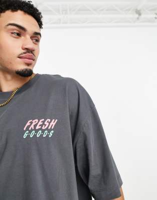 T-shirt oversize nera con frutta stampata sul retro-Grigio - ASOS DESIGN T-shirt donna  - immagine3