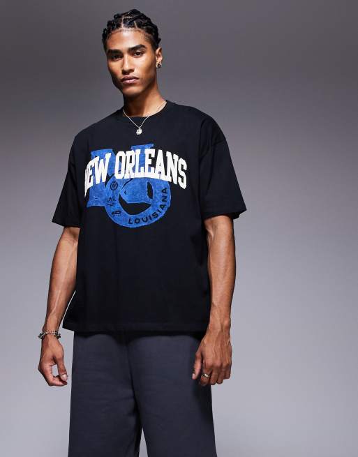ASOS DESIGN - T-shirt oversize nera con grafica di città, 4 di 4
