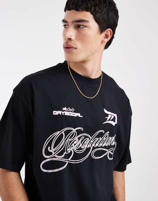ASOS DESIGN - T-shirt oversize nera con grafica stile calcio, 3 di 5
