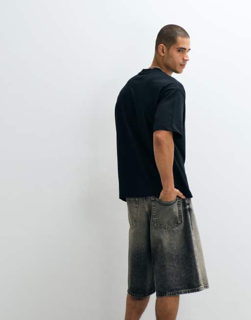 ASOS DESIGN - T-shirt oversize nera con grafica sul petto, 4 di 5