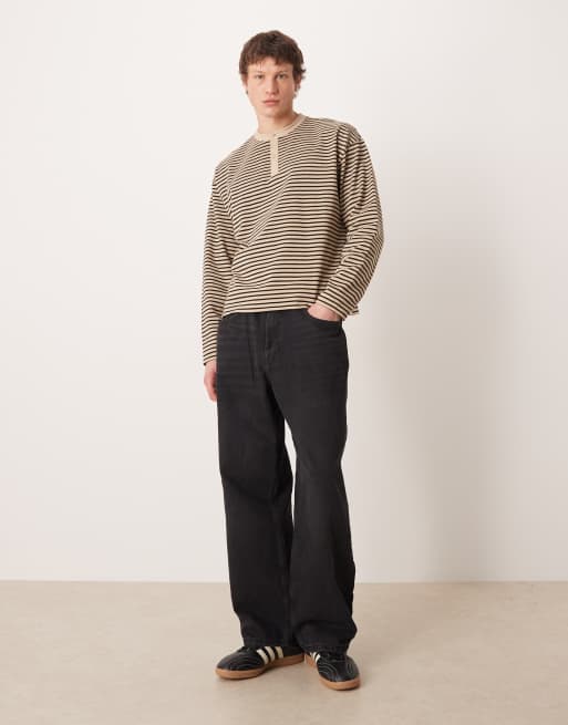 ASOS DESIGN - T-shirt oversize pesante squadrata a maniche lunghe con collo serafino nera e beige a righe, 2 di 5