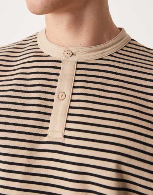 ASOS DESIGN - T-shirt oversize pesante squadrata a maniche lunghe con collo serafino nera e beige a righe, 5 di 5