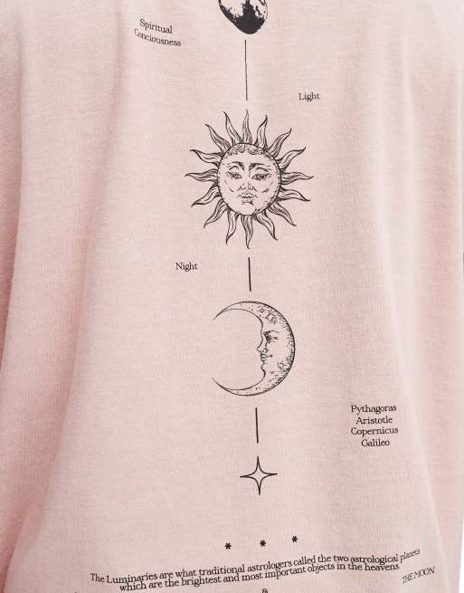 ASOS DESIGN - T-shirt oversize rosa slavato con stampa celestiale in verticale sul retro, 4 di 4
