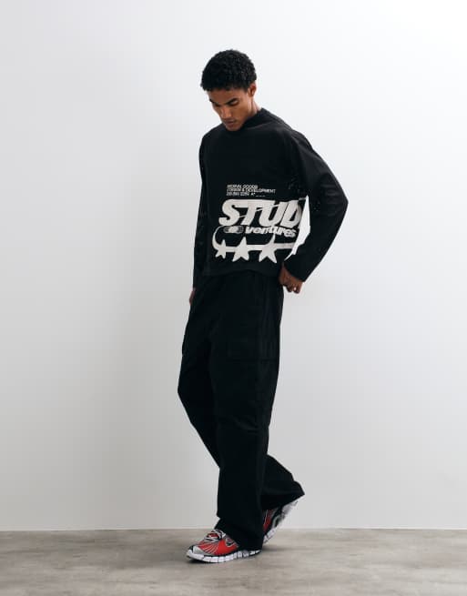 ASOS DESIGN T-shirt oversize squadrata a maniche lunghe con grafica in rete nera, 4 di 5