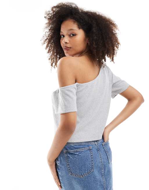 ASOS DESIGN - T-shirt oversize squadrata grigio mélange con spalla scoperta, 3 di 4