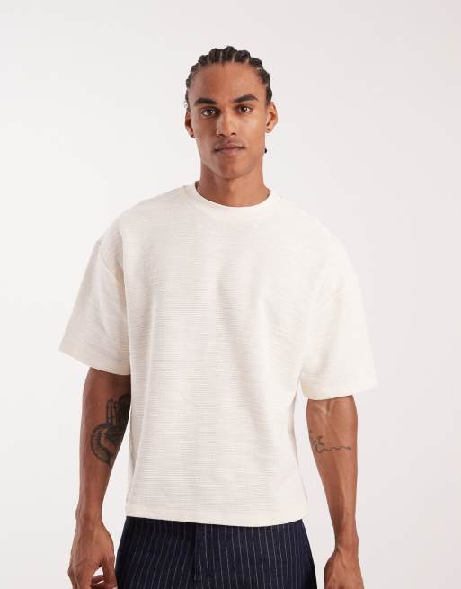 ASOS DESIGN - T-shirt oversize squadrata in bouclé color crema